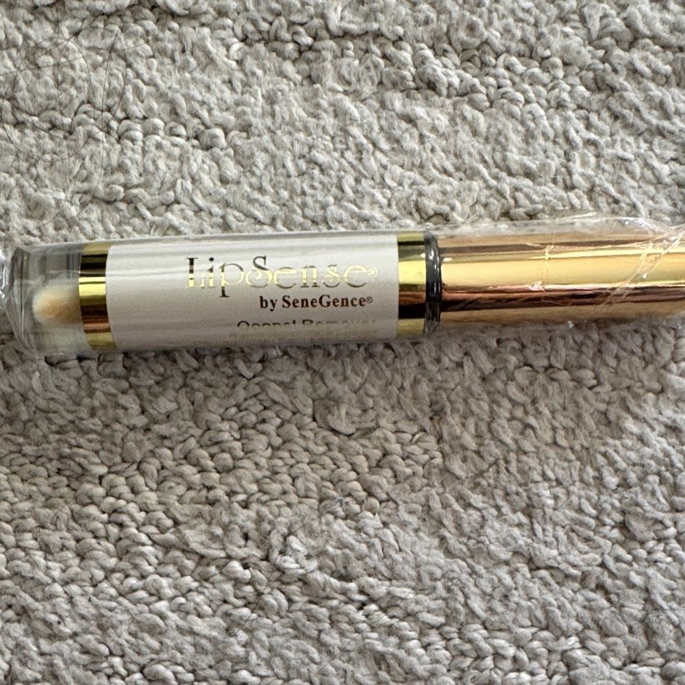 LipSense ooops remover
